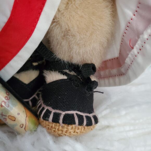 Vintage Muffy VanderBear All Paws On Deck Stuffed Toy - Picture 7 of 10